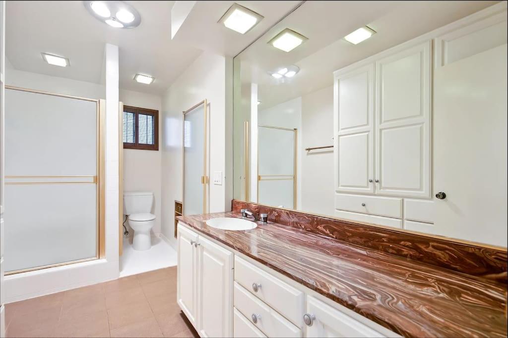 Holiday home Pacific Dreams At Woodland Hills - 8 Bedroom With Pool & Hot Tub Los Angeles
